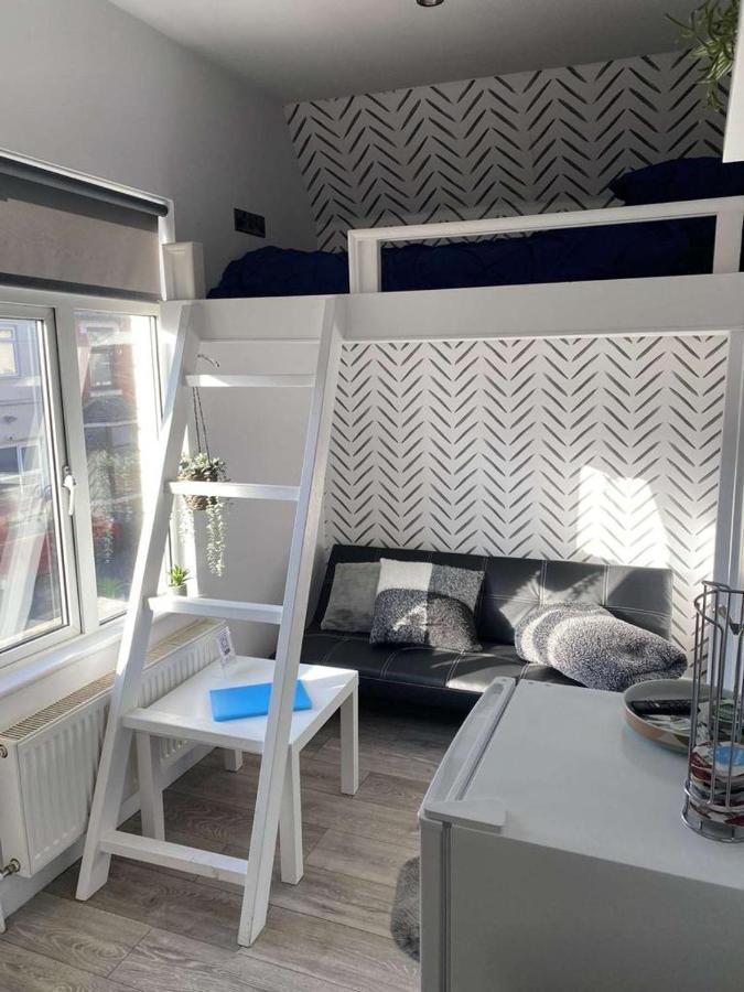 Acaster House, X4 Rooms With En-Suites X1 Room Private Bathroom, Street Parking, Close To Train Station Kettering Ngoại thất bức ảnh